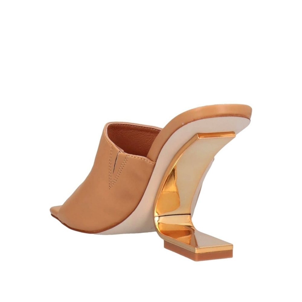 Architectural Mules. View 2